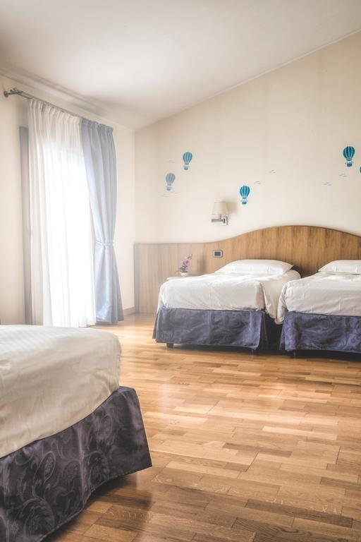 Agriturismo B&B Il Girasole Ориаго-ди-Мира Номер фото
