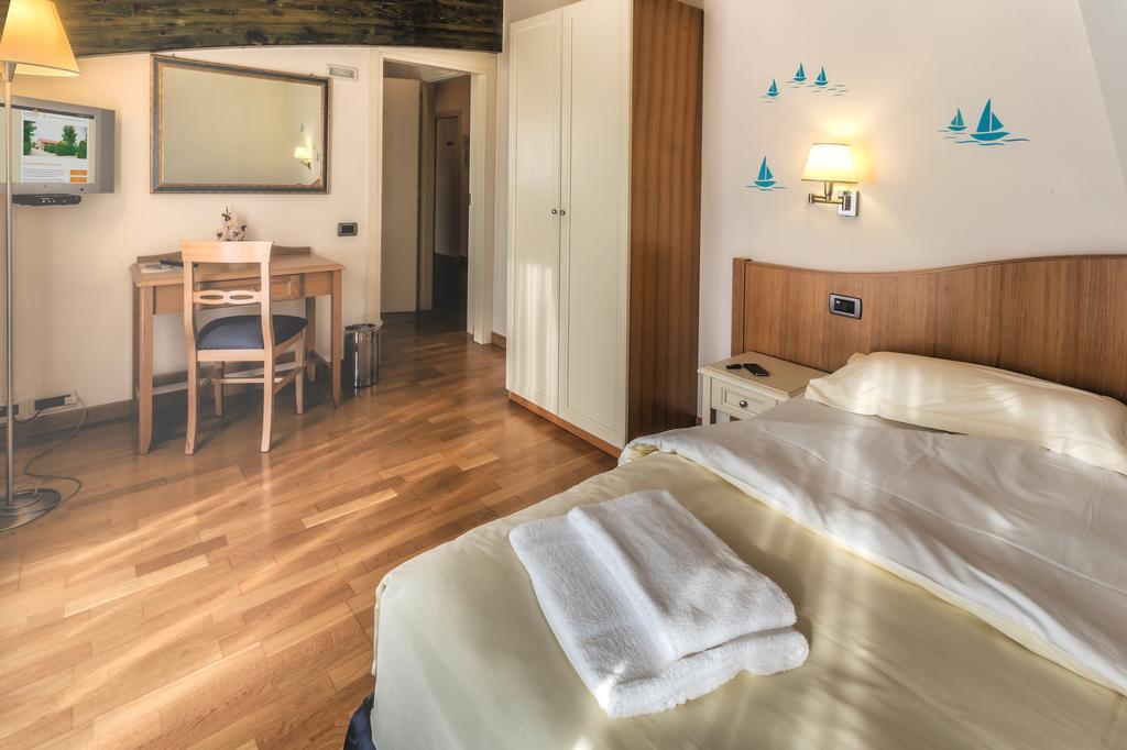 Agriturismo B&B Il Girasole Ориаго-ди-Мира Номер фото