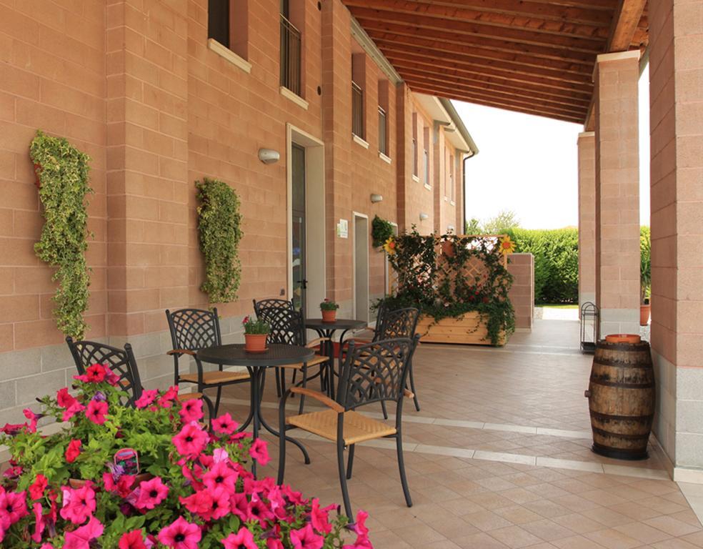 Agriturismo B&B Il Girasole Ориаго-ди-Мира Экстерьер фото